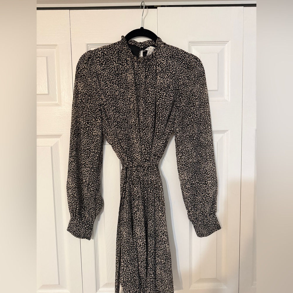She and Sky Black and White Long Sleeve Printed Dress